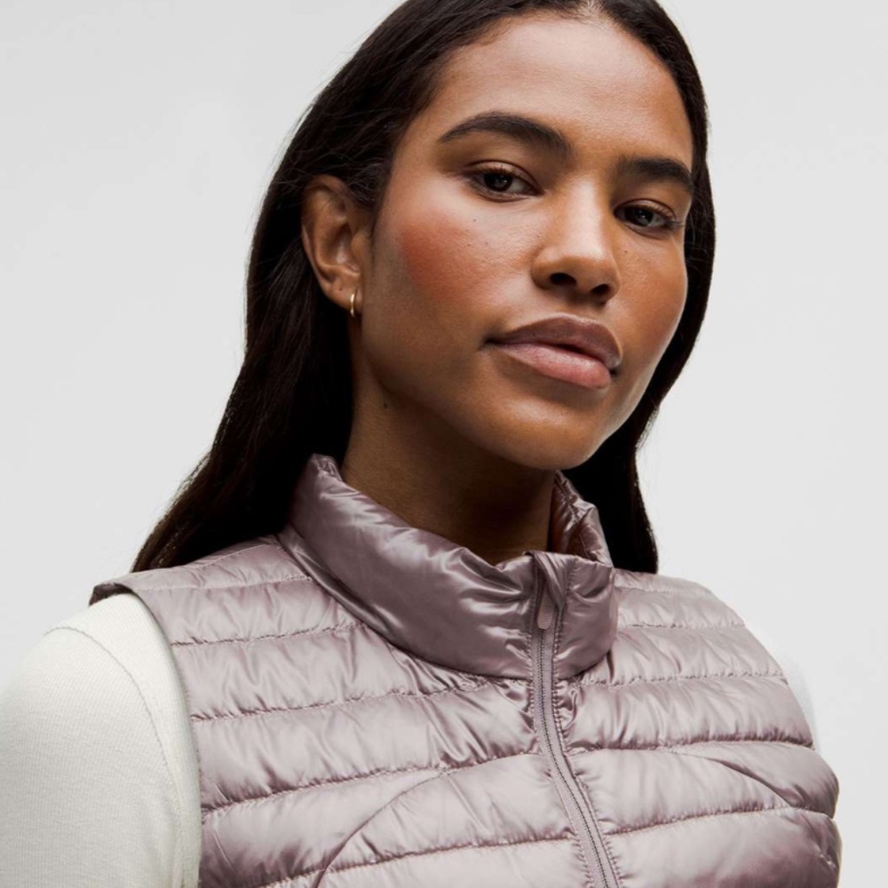 Lululemon Pack It Down Vest *Shine (Size 4) in Lunar Rock - Picture 5 of 11